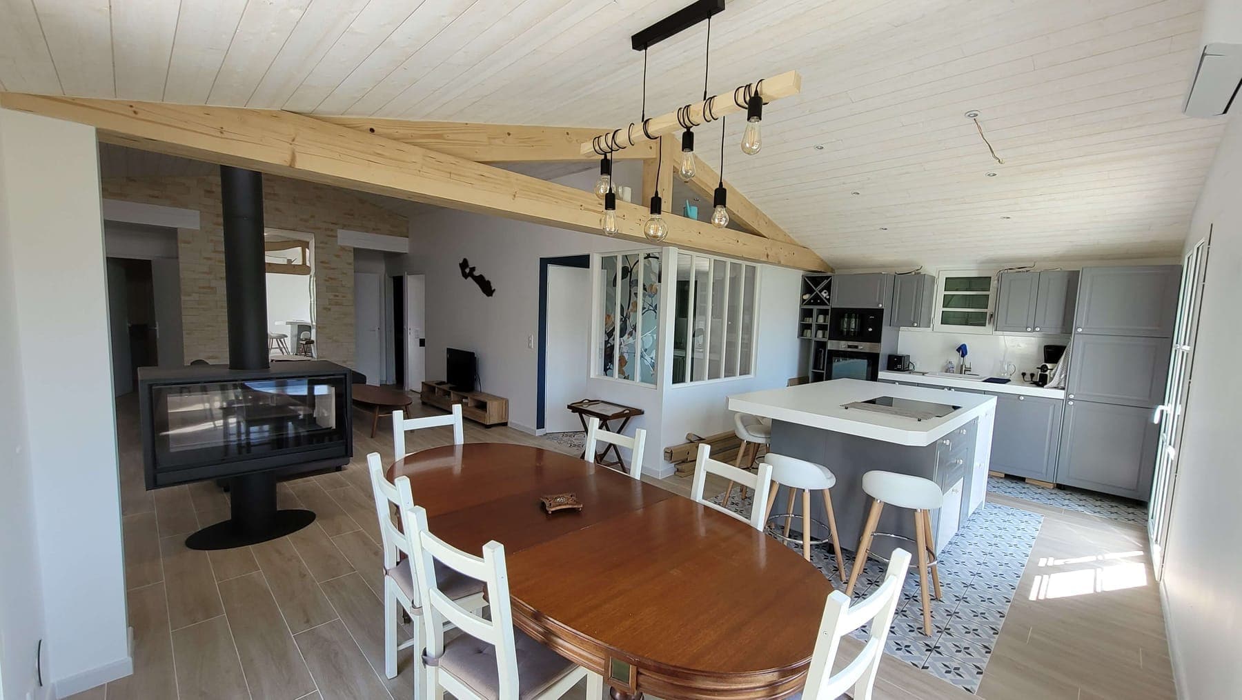 Rénovation globale d'une maison — photo 1 sur 5